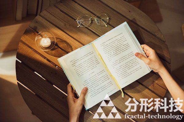 高校網(wǎng)站建設(shè)：推動教育現(xiàn)代化的橋梁